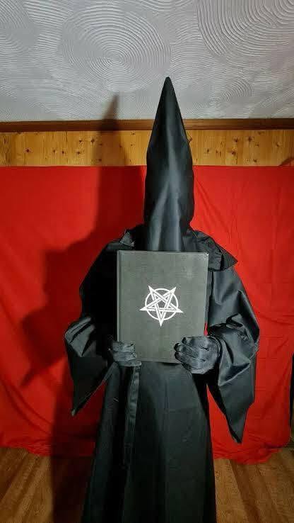 I want to join occult for money ritual..((+2348077566317)).